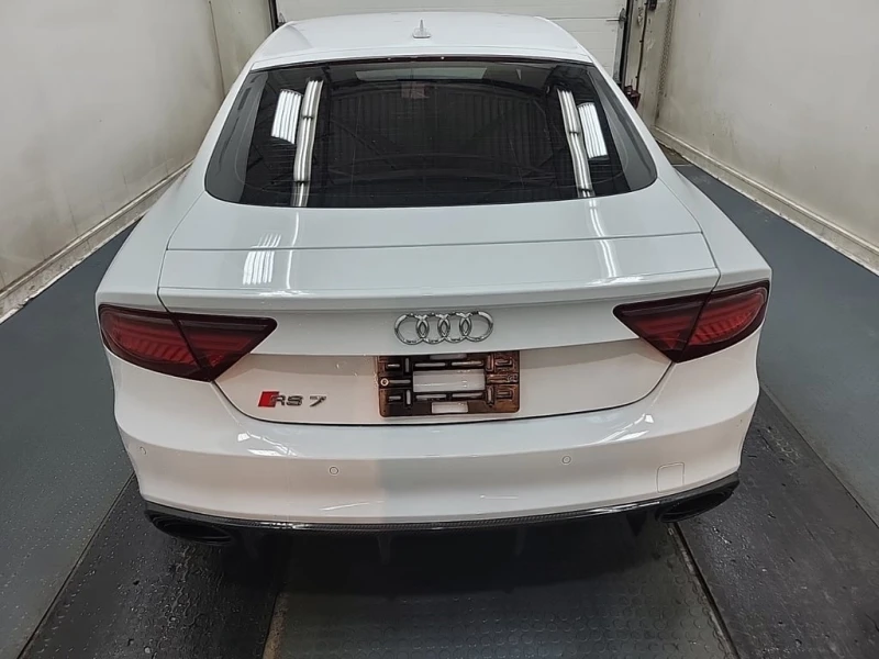 Audi Rs7 * 4DR SDN * CARFAX * БЕЗ ПЪРВОНАЧАЛНА ВНОСКА, снимка 7 - Автомобили и джипове - 53097717