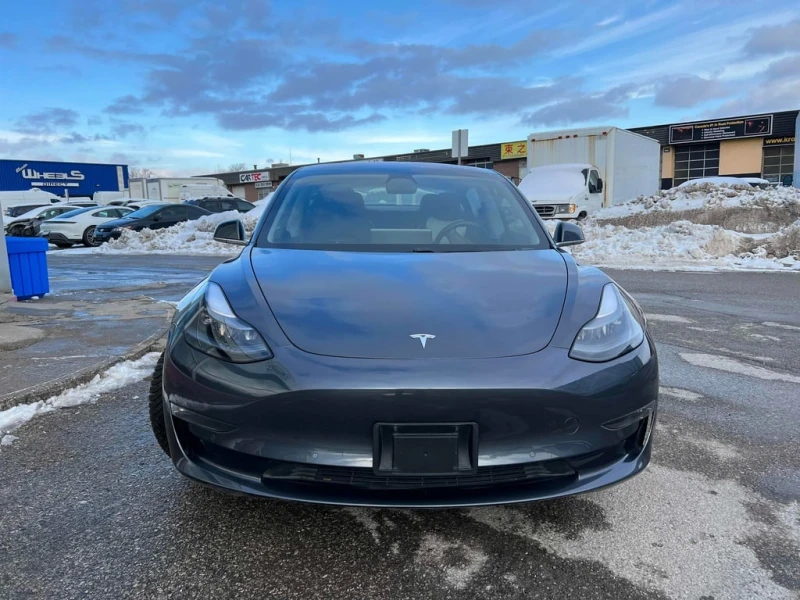 Tesla Model 3 2018 Long Range Battery * CARFAX * , снимка 2 - Автомобили и джипове - 53200836
