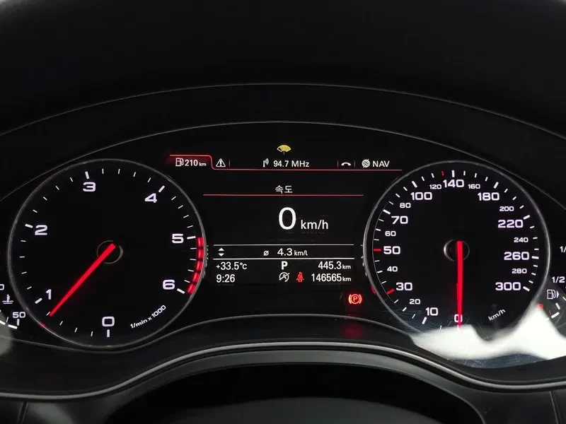 Audi A6 3.0 TDI Quattro 4G, снимка 8 - Автомобили и джипове - 55724354