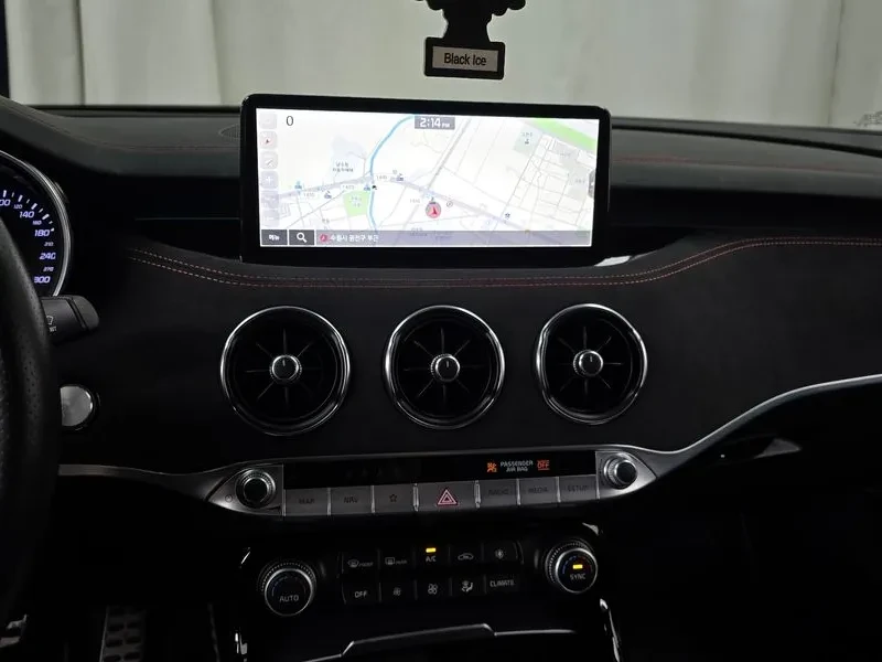 Kia Stinger 3.3 AWD GT - САМО 30% АВАНС, снимка 14 - Автомобили и джипове - 55889027