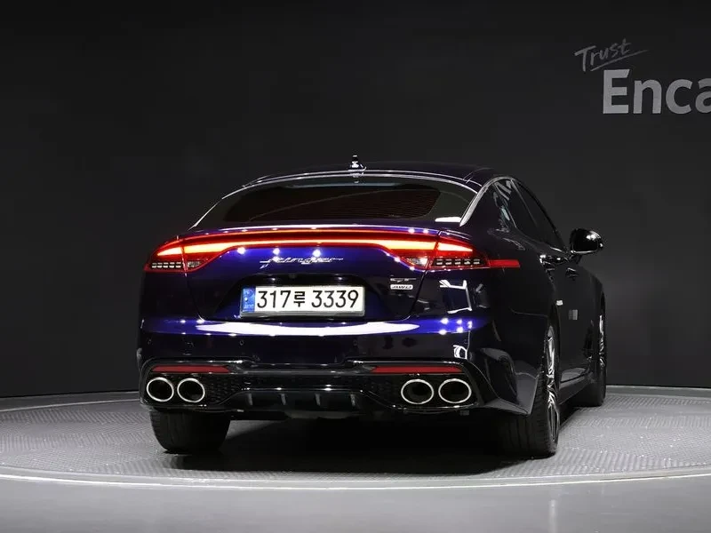 Kia Stinger 3.3 AWD GT - САМО 30% АВАНС, снимка 4 - Автомобили и джипове - 55889027
