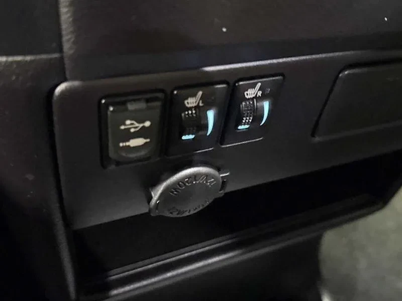 Toyota Sienna 3.5 Awd  | Mobile.bg � ����������� 10