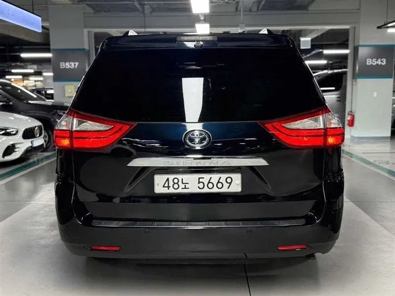 Toyota Sienna 3.5 Awd  | Mobile.bg � ����������� 4