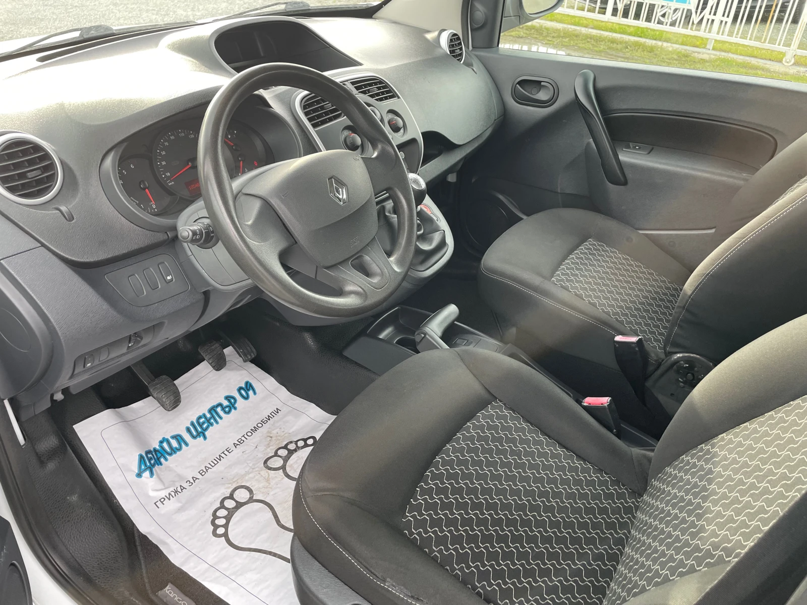 Renault Kangoo MAXI ШВЕЙЦАРИЯ - изображение 6