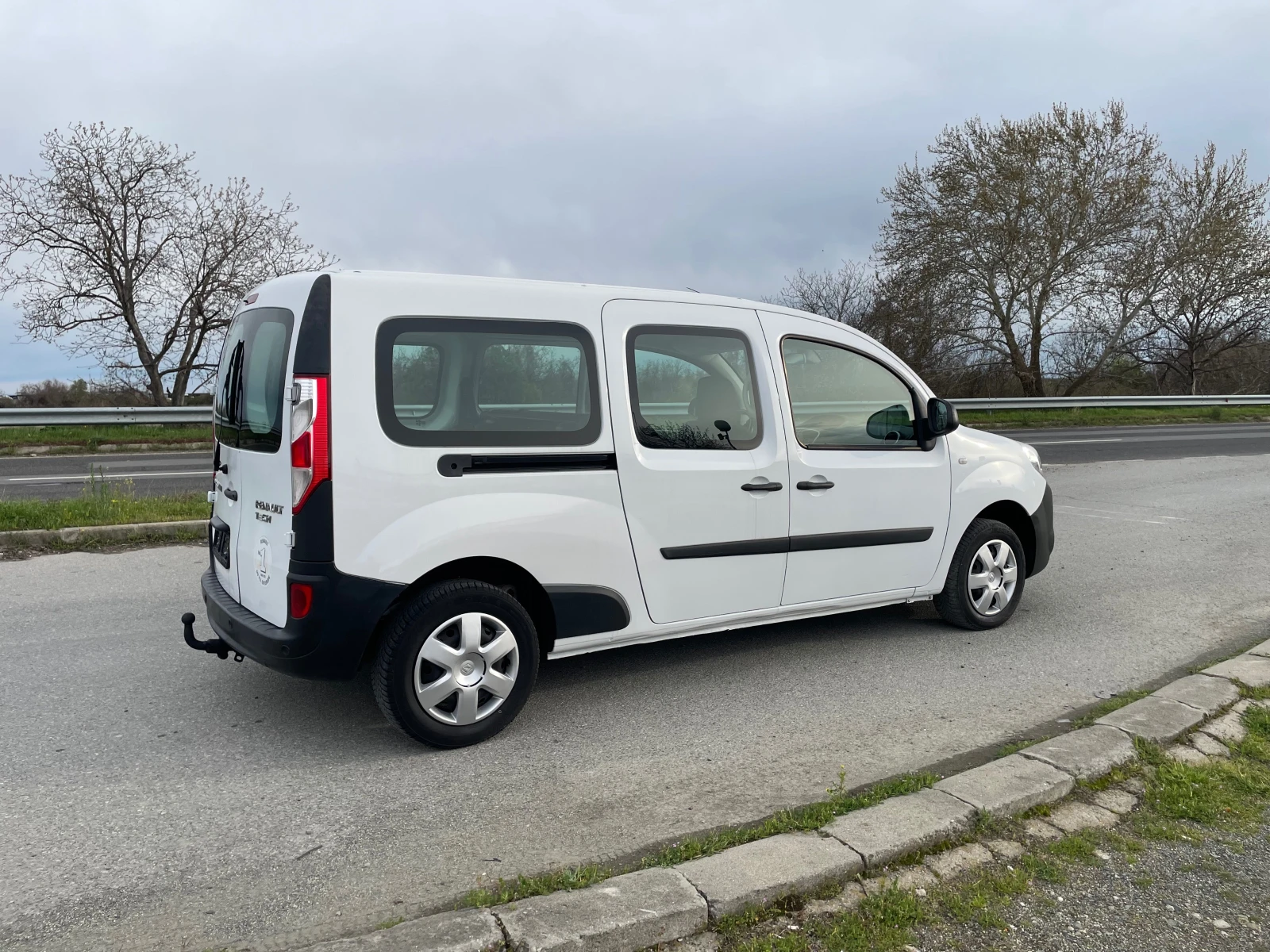 Renault Kangoo MAXI ШВЕЙЦАРИЯ - изображение 3