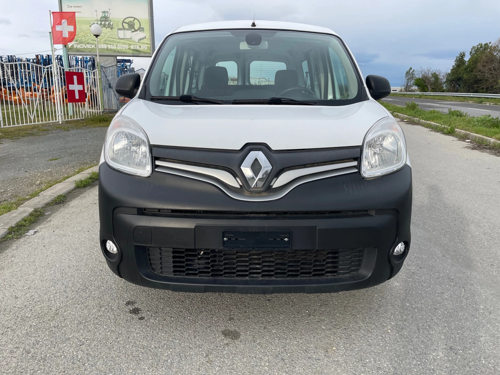 Renault Kangoo MAXI ШВЕЙЦАРИЯ - изображение 5