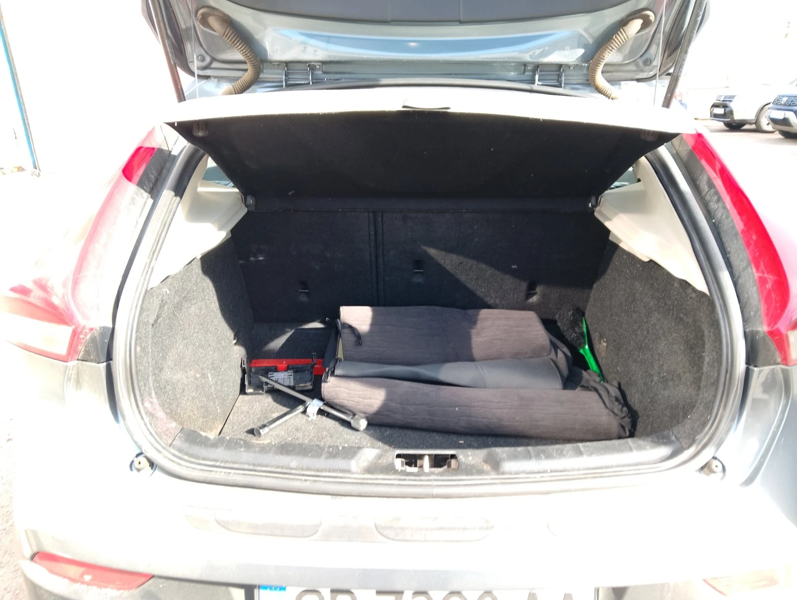 Volvo V40 Cross Country 1.6d  | Mobile.bg   12