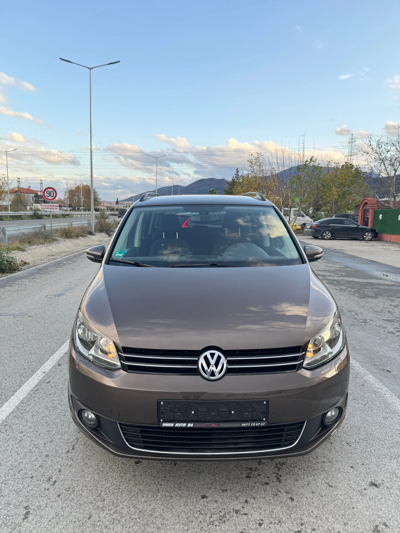 VW Touran  - изображение 2