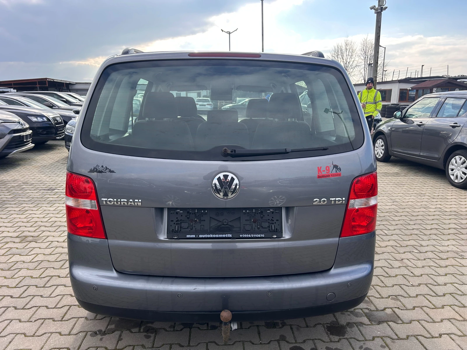 VW Touran 2.0TDI AVTOMAT EURO 4 - изображение 7