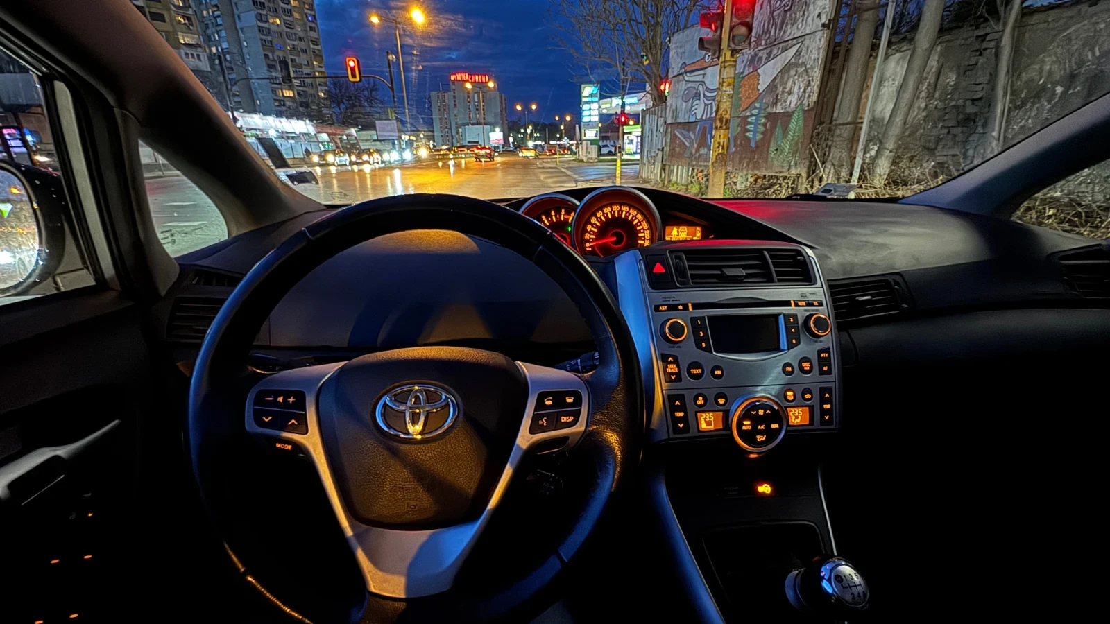Toyota Verso | Mobile.bg � ����������� 10