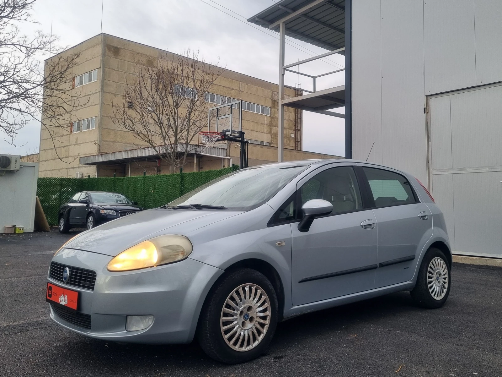 Fiat Punto 1.3 d * КЛИМАТИК* ЕВРО4 , снимка 8 - Автомобили и джипове - 53739752