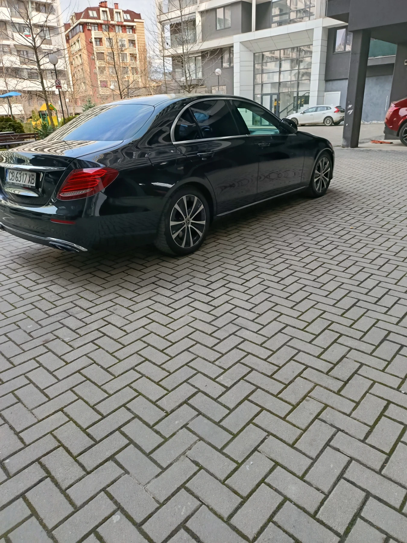 Mercedes-Benz E 350, снимка 4 - Автомобили и джипове - 53750094