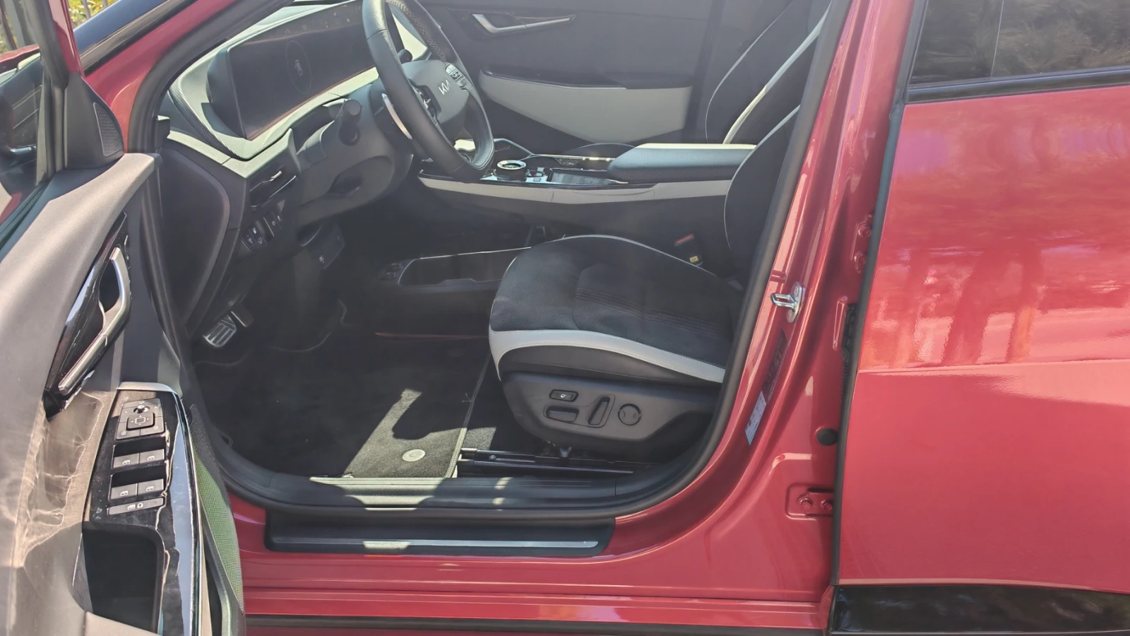 Kia EV6 GT-Line, снимка 11 - Автомобили и джипове - 53852471