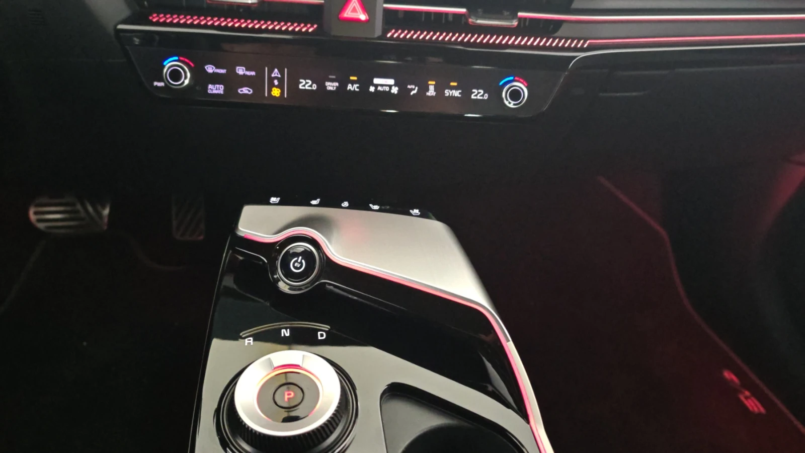 Kia EV6 GT-Line, снимка 16 - Автомобили и джипове - 53852471