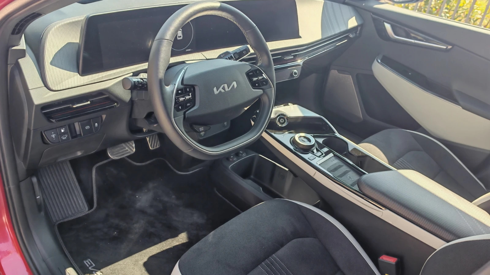 Kia EV6 GT-Line, снимка 9 - Автомобили и джипове - 53852471