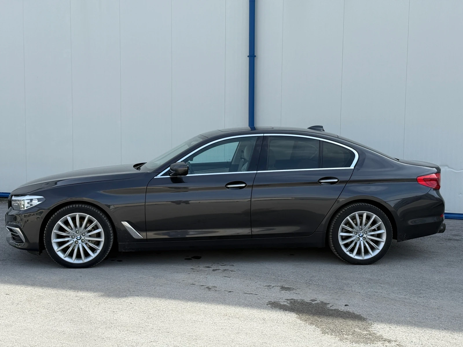 BMW 530 * HEAD UP* SOFT CLOSE* H&K* ТОП* БЕЗ ЗАБЕЛЕЖКА* , снимка 4 - Автомобили и джипове - 53891725