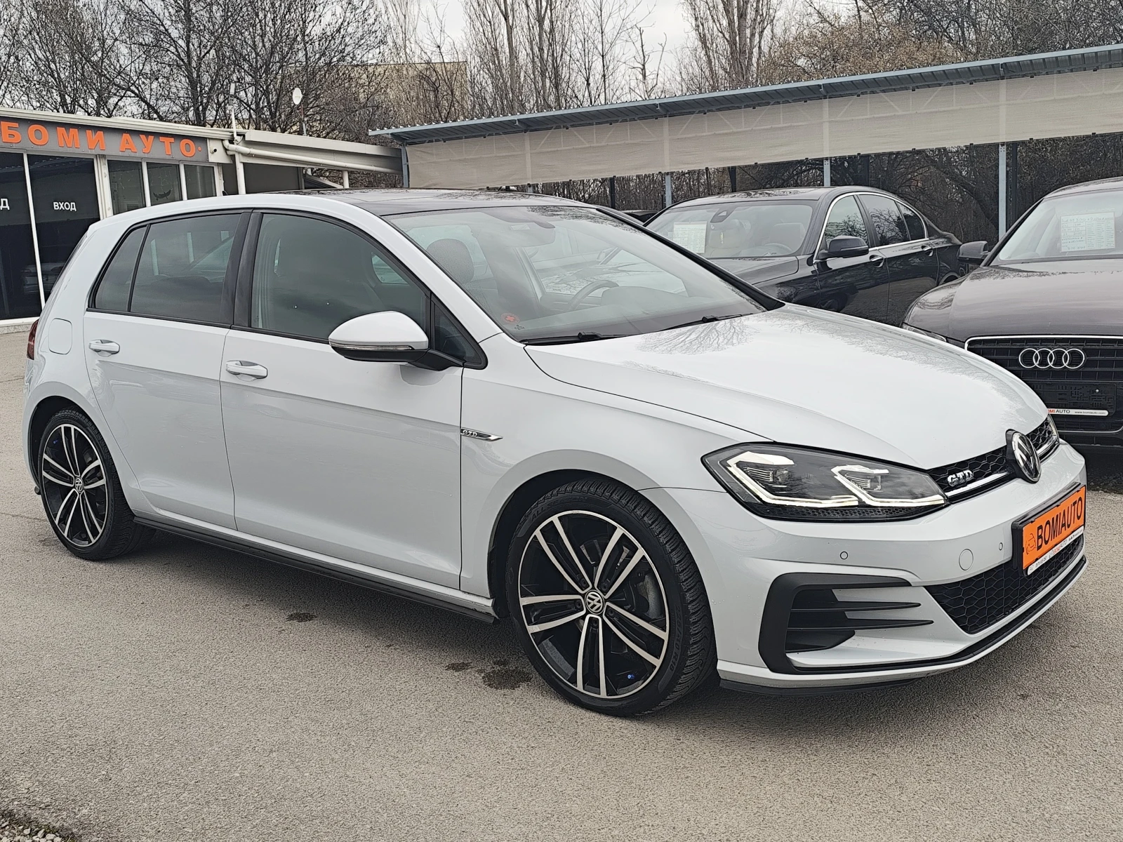 VW Golf 7* GTD* 2.0TDi* АВТОМАТИК* LED* NAVI* ШИБЕДАХ* , снимка 3 - Автомобили и джипове - 53902429