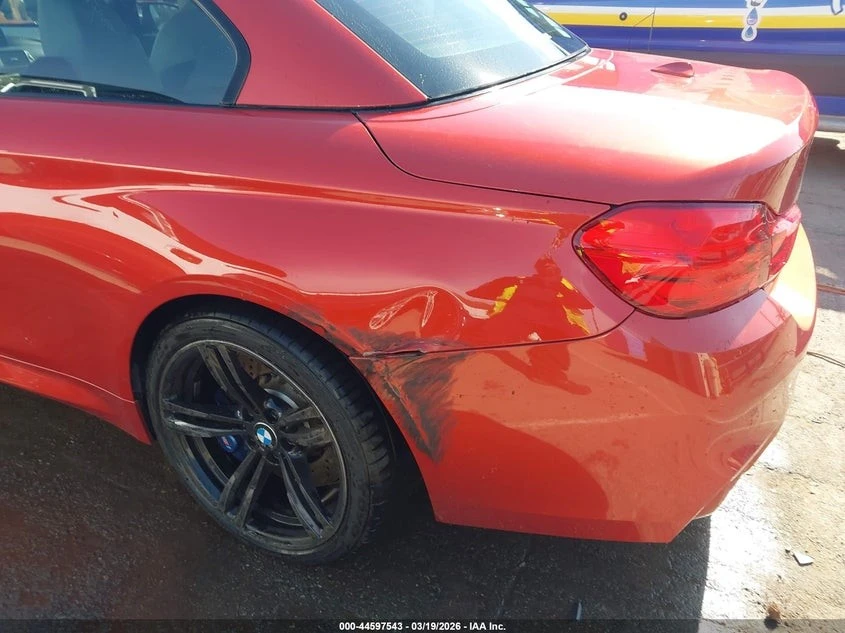 BMW M4  С РЕГИСТРАЦИЯ & АВТО КРЕДИТ , снимка 9 - Автомобили и джипове - 54042495