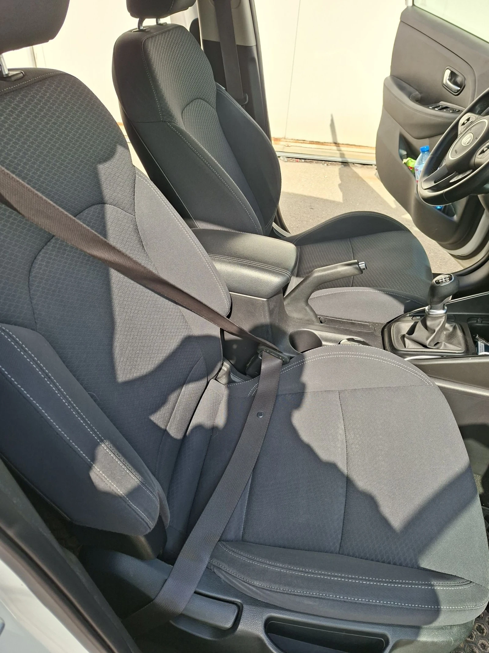 Kia Carens Carens, снимка 13 - Автомобили и джипове - 54239378