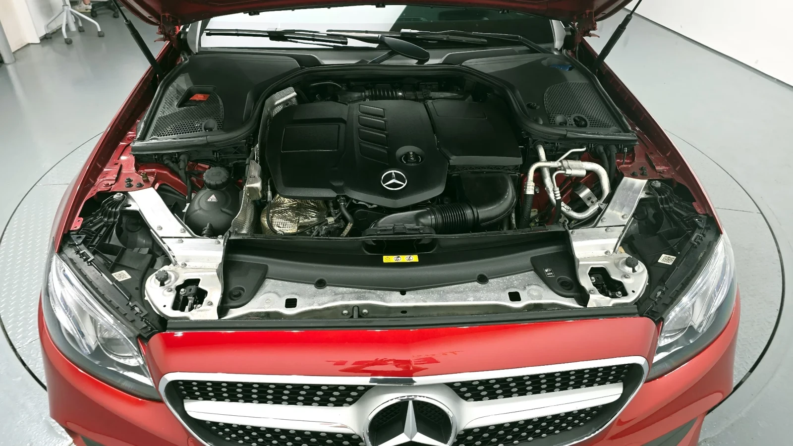 Mercedes-Benz E 220 diesel 2017, снимка 5 - Автомобили и джипове - 54376943