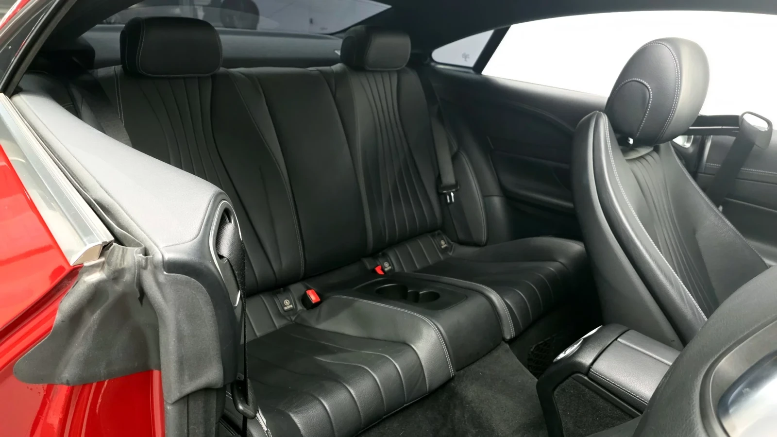 Mercedes-Benz E 220 diesel 2017, снимка 14 - Автомобили и джипове - 54376943