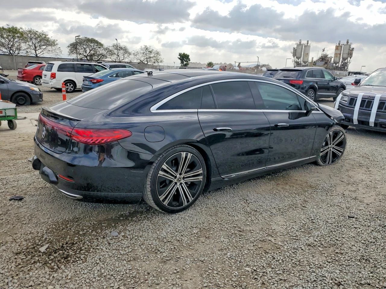 Mercedes-Benz EQS Sedan 450+ , снимка 3 - Автомобили и джипове - 54402773