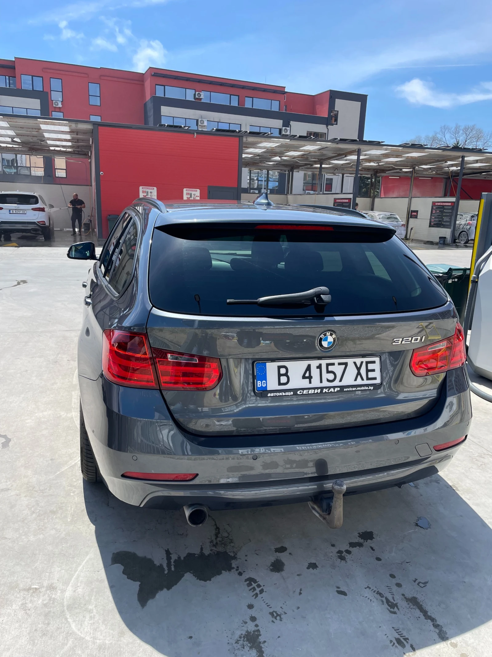 BMW 320 2.0i-184, снимка 2 - Автомобили и джипове - 54459330