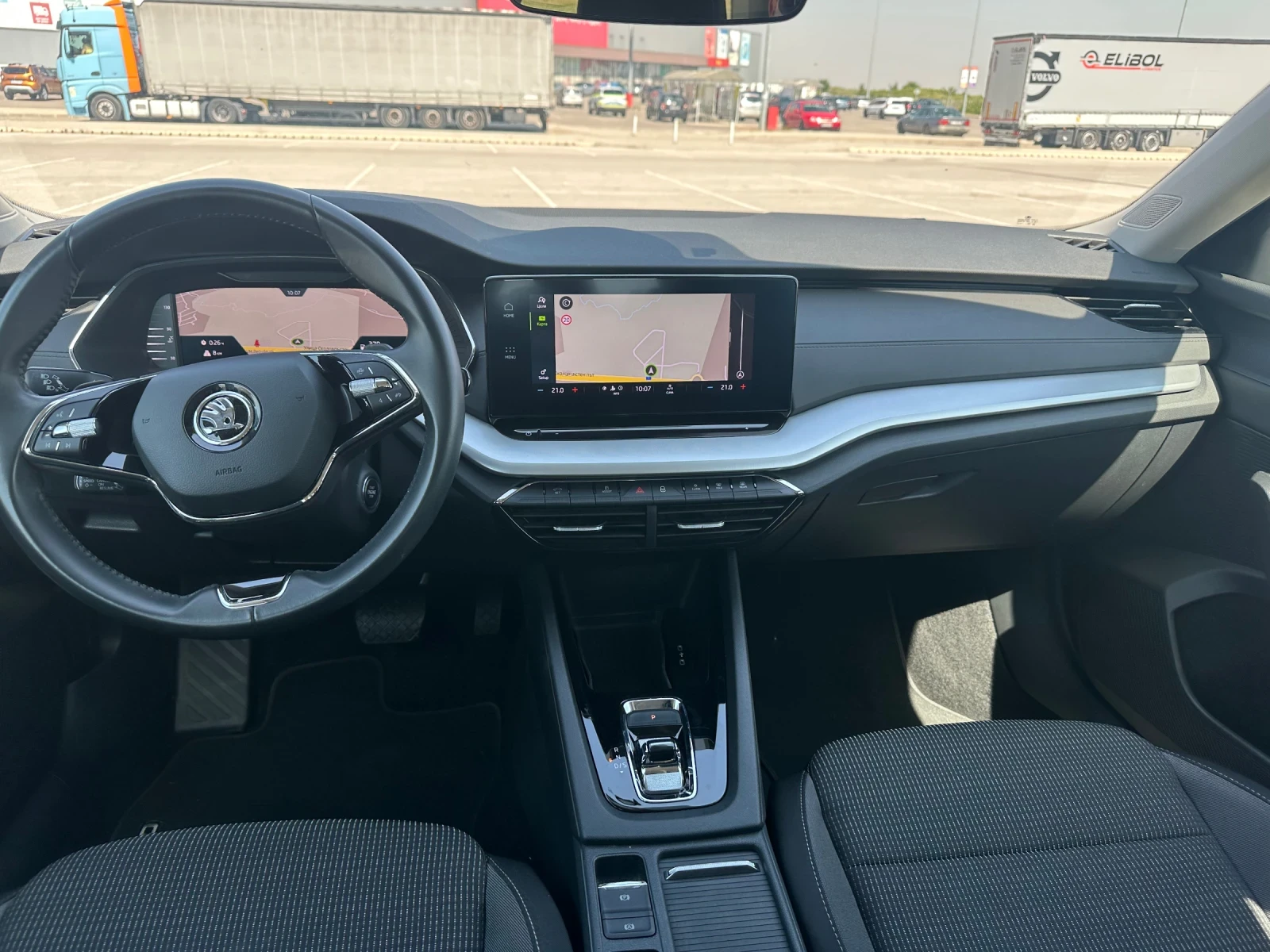 Skoda Octavia 2.0TDI 150kc, снимка 9 - Автомобили и джипове - 54529731