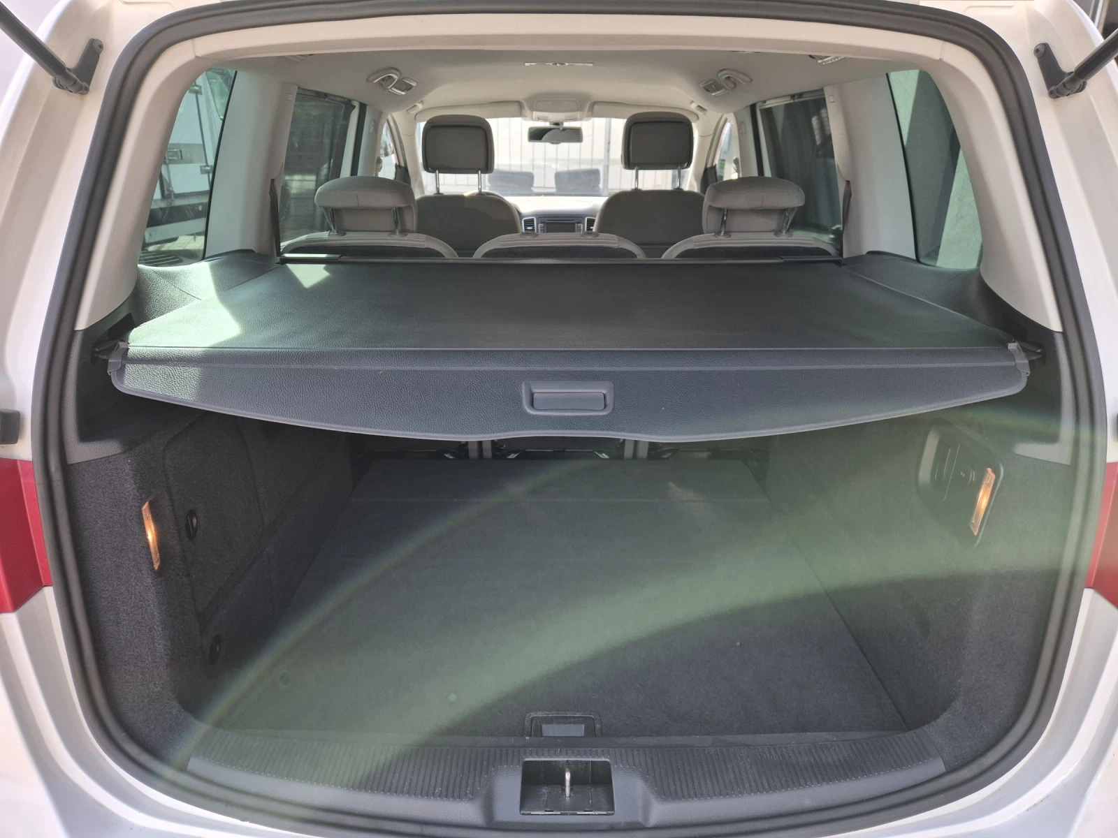 Seat Alhambra НОВ ВНОС , снимка 6 - Автомобили и джипове - 54778133