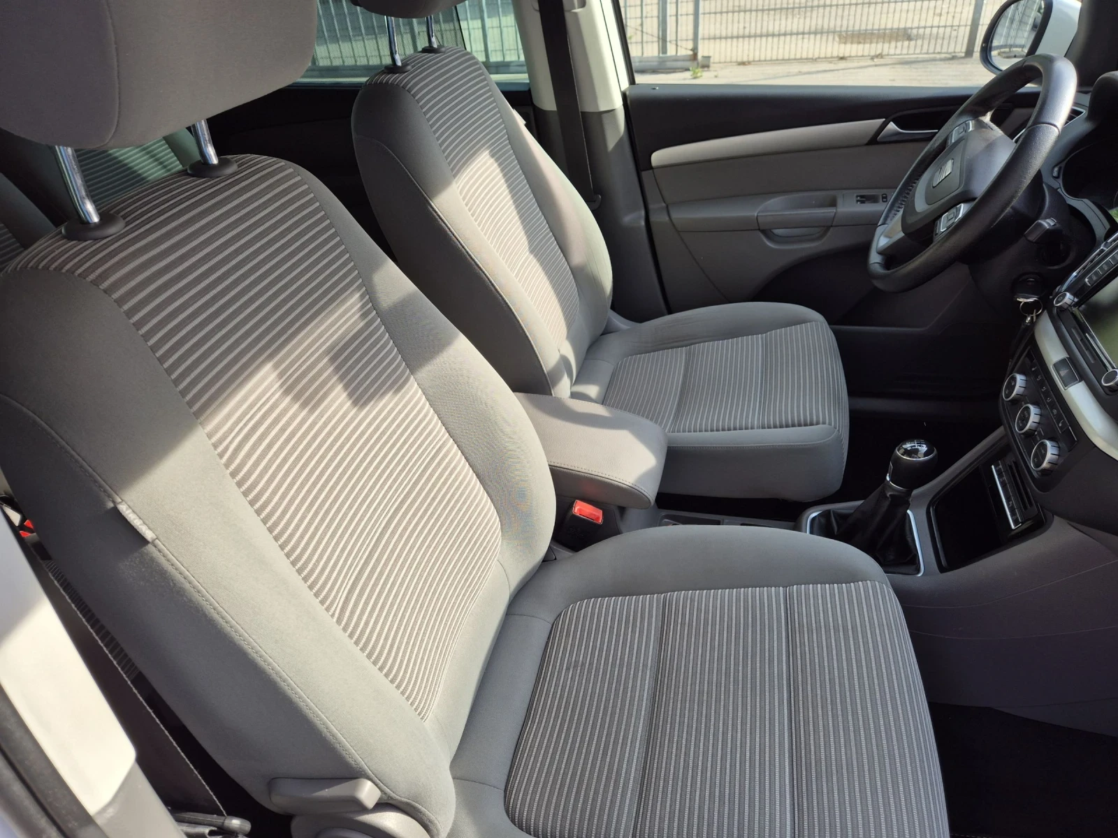 Seat Alhambra НОВ ВНОС , снимка 13 - Автомобили и джипове - 54778133