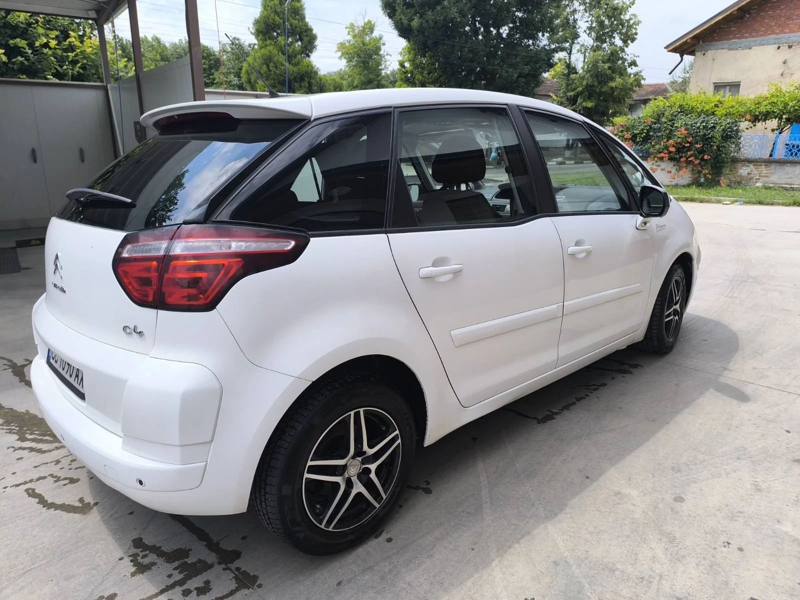 Citroen C4 Picasso, снимка 4 - Автомобили и джипове - 55409031