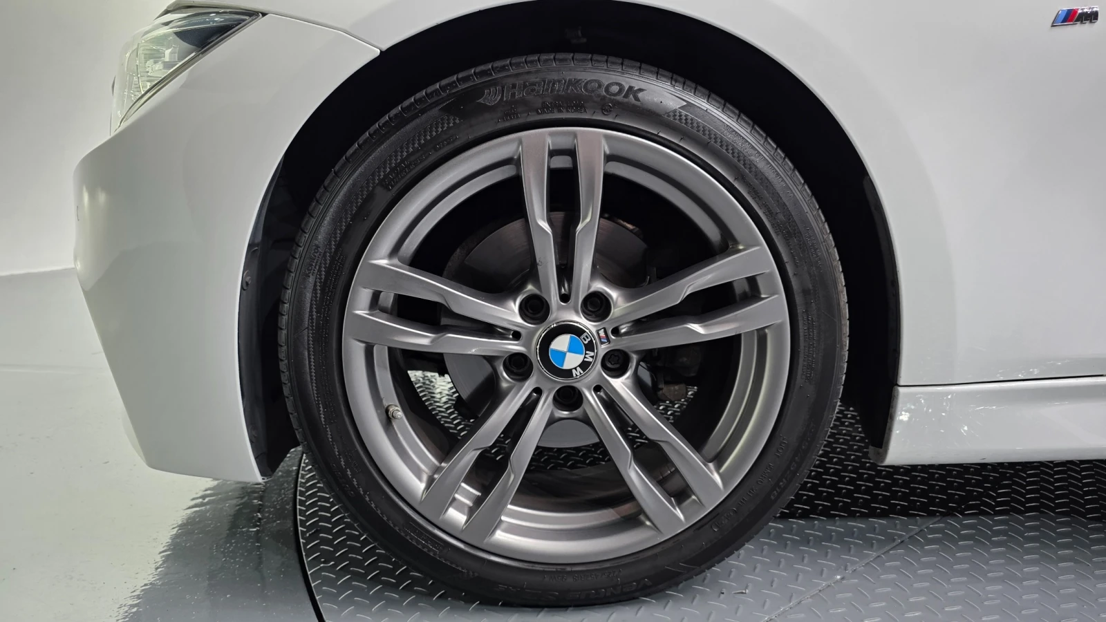 BMW 320 | ФИКСИРАНА ЦЕНА ДО БЪЛГАРИЯ | , снимка 7 - Автомобили и джипове - 55540326