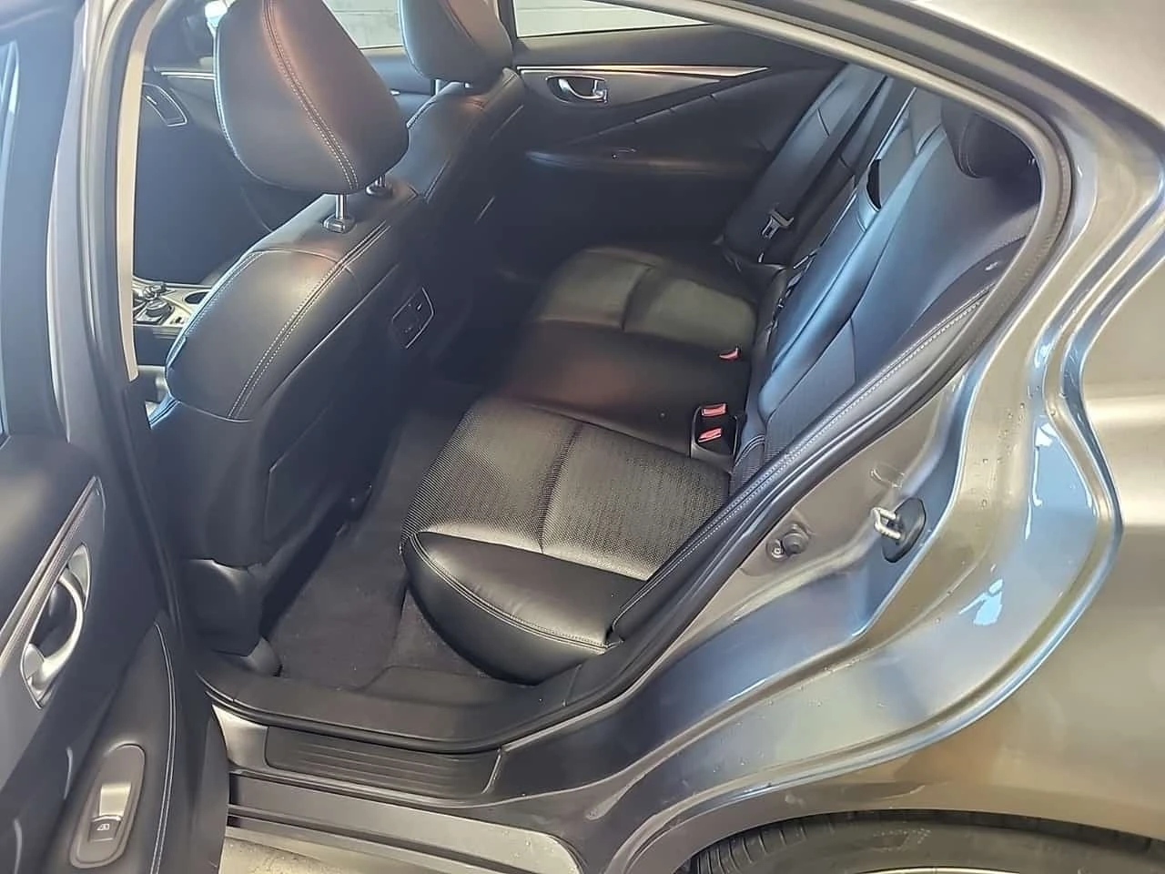 Infiniti Q50 * 4dr Sdn Red Sport 400 * CARFAX *  | Mobile.bg � ����������� 13