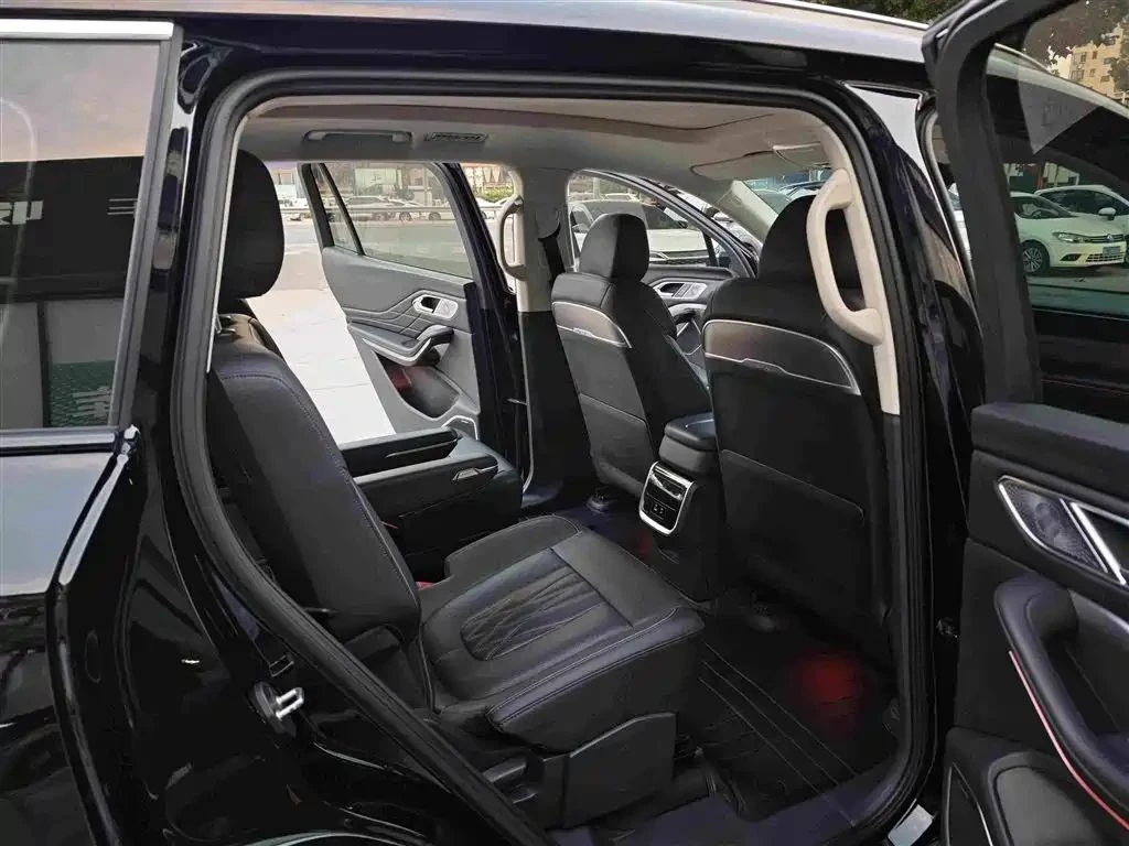 HongQi H9 | Mobile.bg � ����������� 10