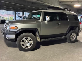 Toyota Fj cruiser CARFAX* АВТОФИНАНСИРАНЕ* БЕЗ ПЪРВОНАЧАЛНА ВНОСКА* , снимка 2