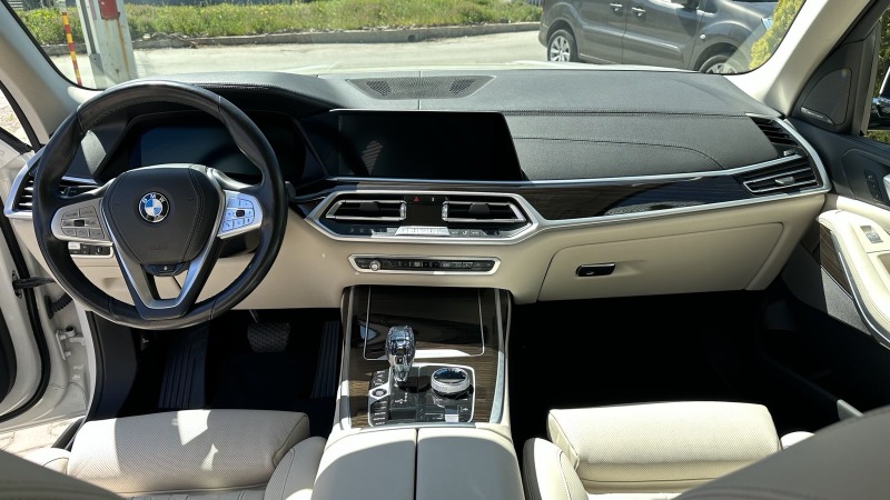 BMW X7 xDrive40i, снимка 8 - Автомобили и джипове - 45192619