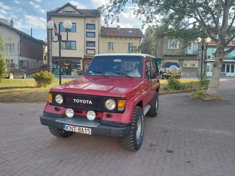 Toyota Land cruiser 2.4I, снимка 3 - Автомобили и джипове - 52403035