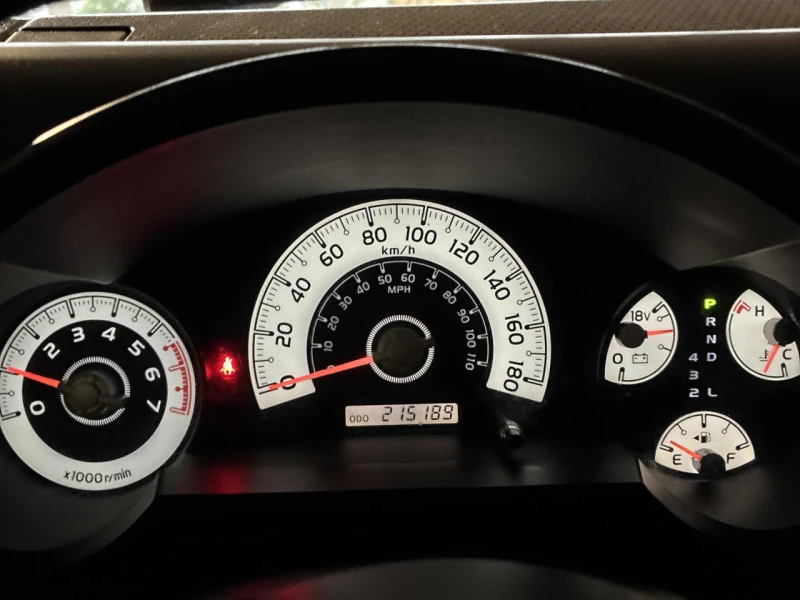 Toyota Fj cruiser CARFAX* АВТОФИНАНСИРАНЕ* БЕЗ ПЪРВОНАЧАЛНА ВНОСКА* , снимка 8 - Автомобили и джипове - 53015224