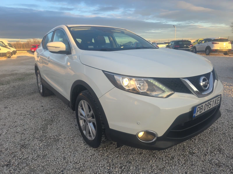 Nissan Qashqai 1.2. 115кс, снимка 7 - Автомобили и джипове - 53045922