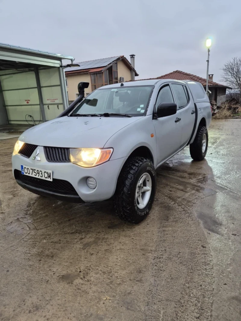 Mitsubishi L200, снимка 3 - Автомобили и джипове - 49391103