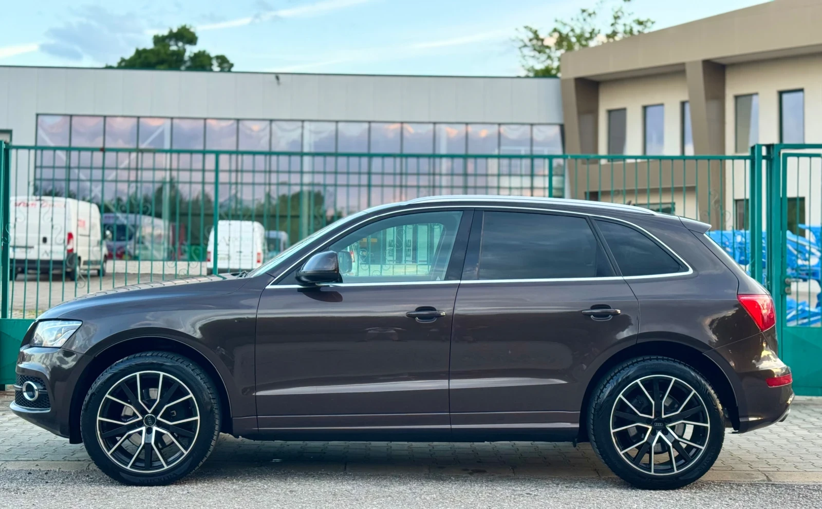 Audi Q5 3.0TDi~239hp~3xS-Line~QUATTRO  - изображение 8