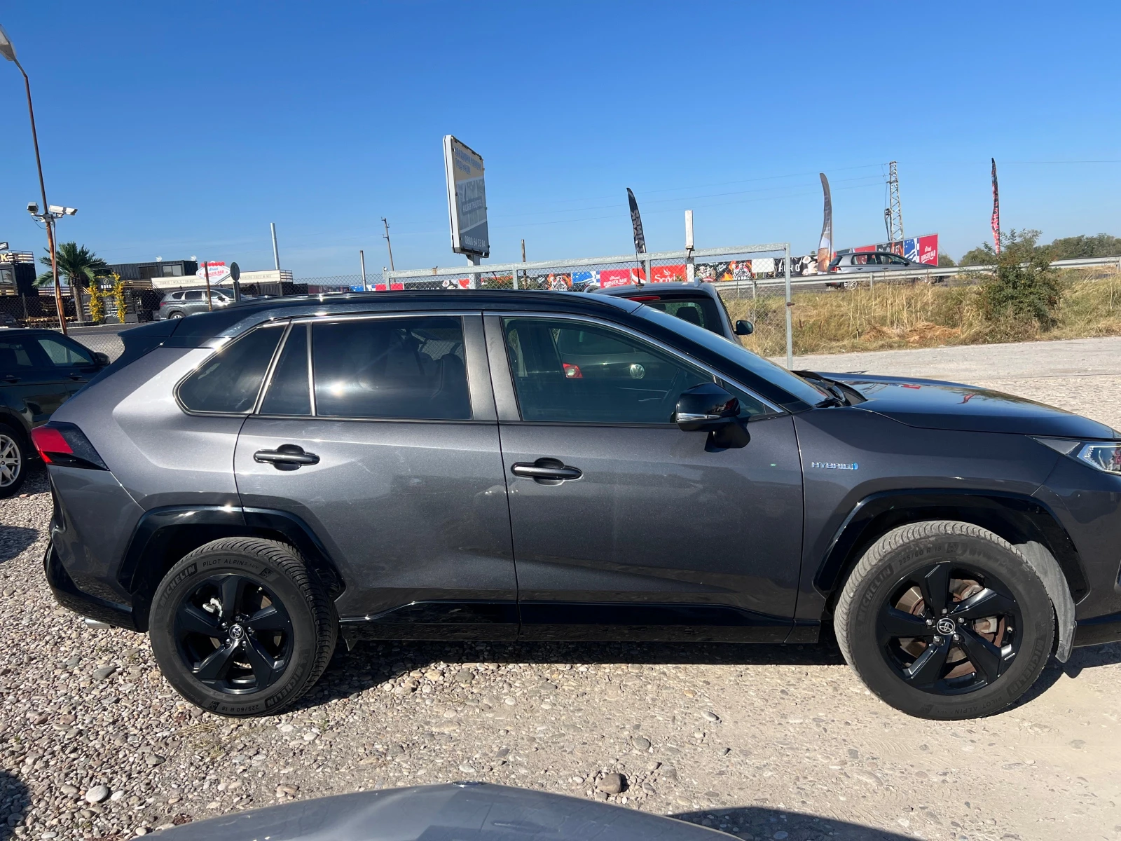 Toyota Rav4 2.5 HYBRID - изображение 4