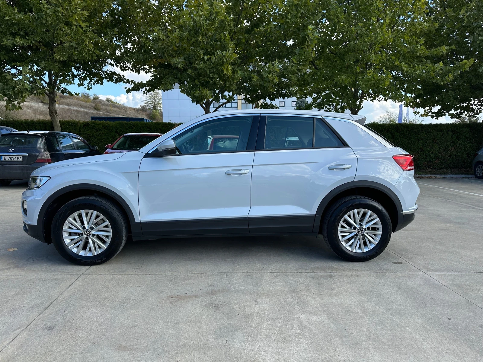 VW T-Roc 2.0TDI-150kc STYLE DIGITAL - изображение 2