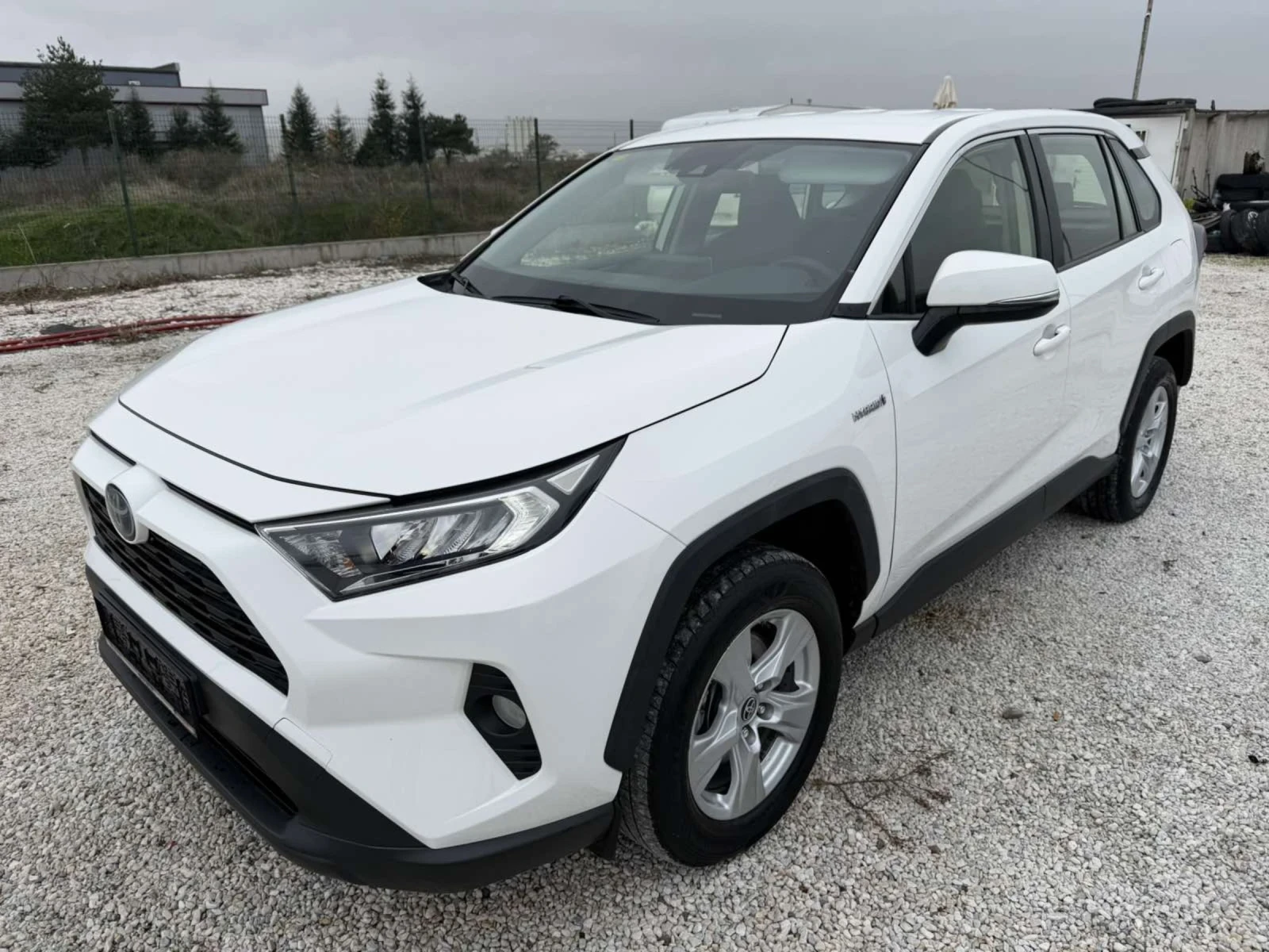 Toyota Rav4 2.5 4х4Hibrid 222ps - изображение 10