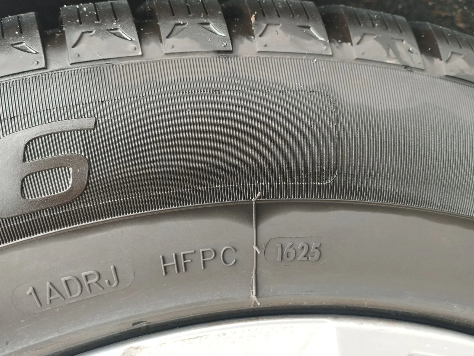 Volvo XC60 4x4, снимка 11 - Автомобили и джипове - 53882350