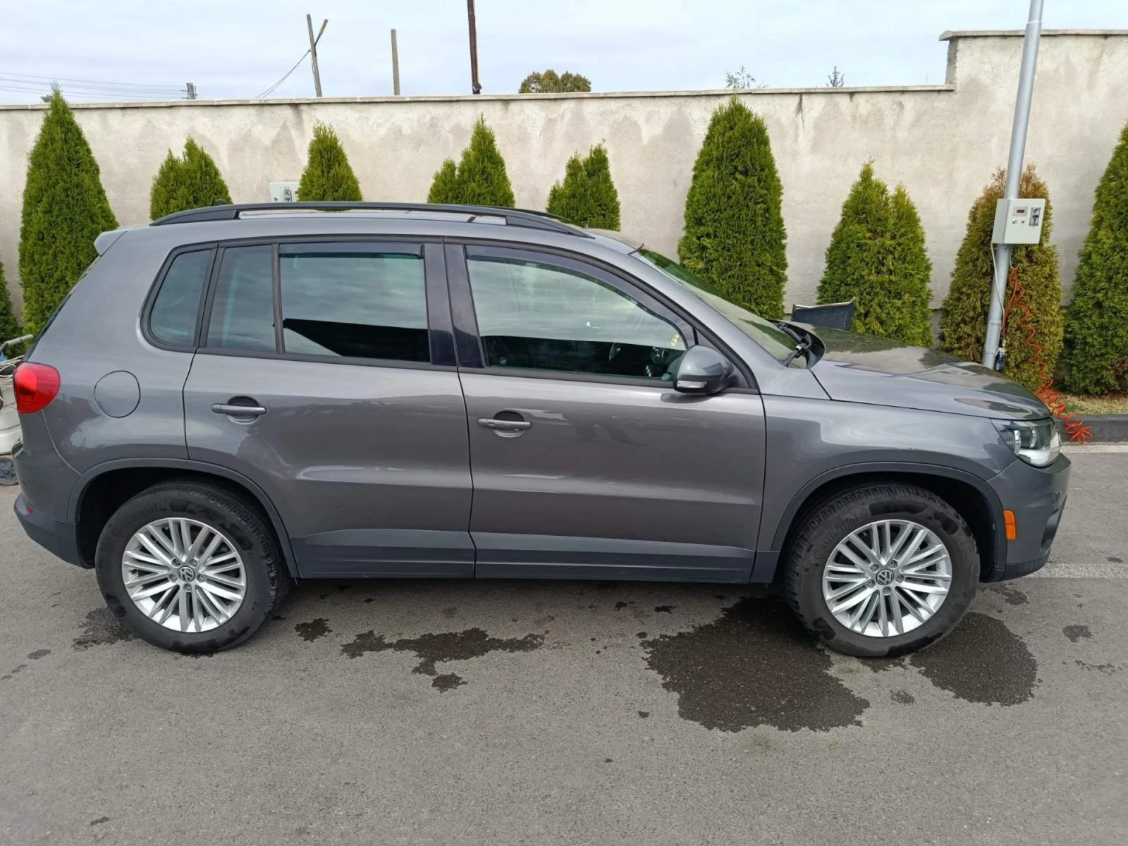 VW Tiguan 20 TSI, снимка 13 - Автомобили и джипове - 53917579