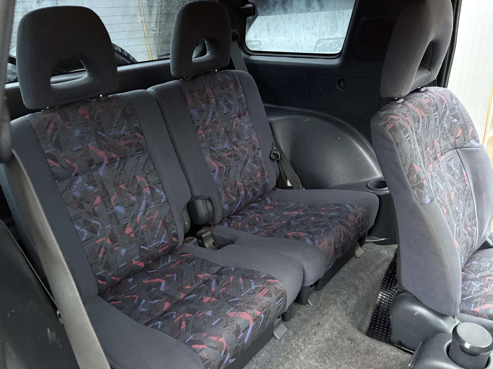 Toyota Rav4 2.0i klima gas italiq, снимка 9 - Автомобили и джипове - 53938133