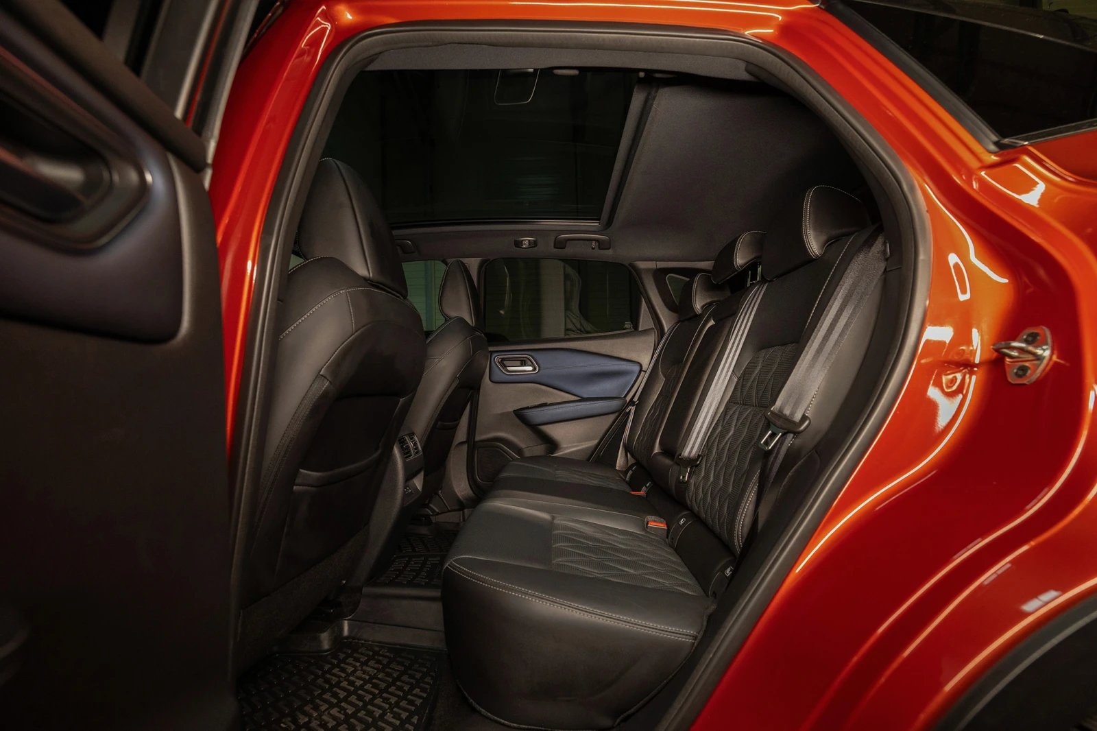 Nissan Qashqai 1.3 DIG-T* TEKNA* �������� ��������* BOSE* �����*  | Mobile.bg � ����������� 12