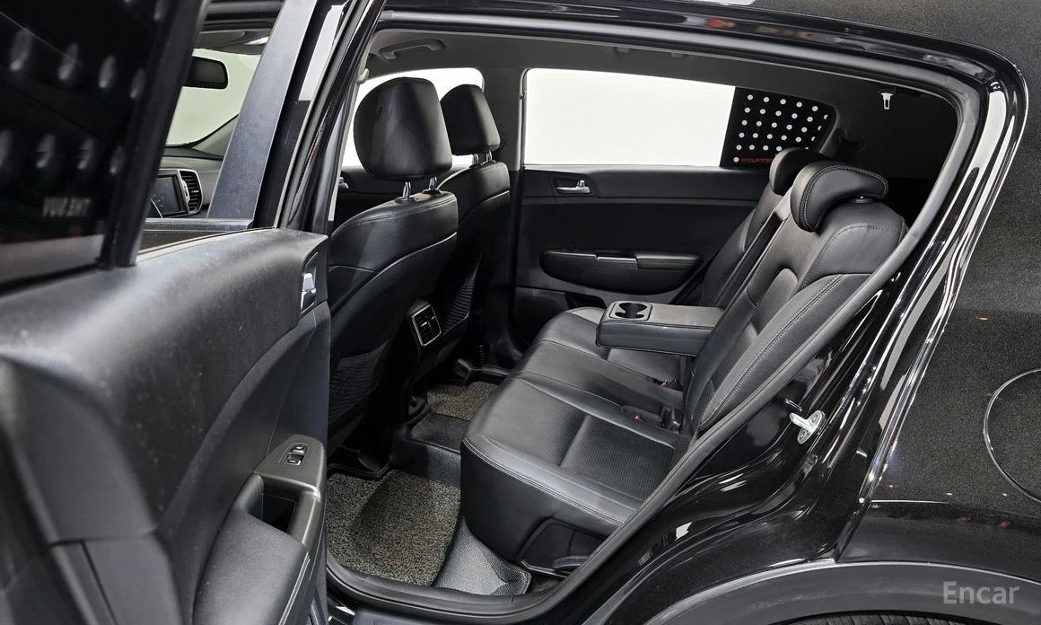 Kia Sportage, снимка 12 - Автомобили и джипове - 54454274