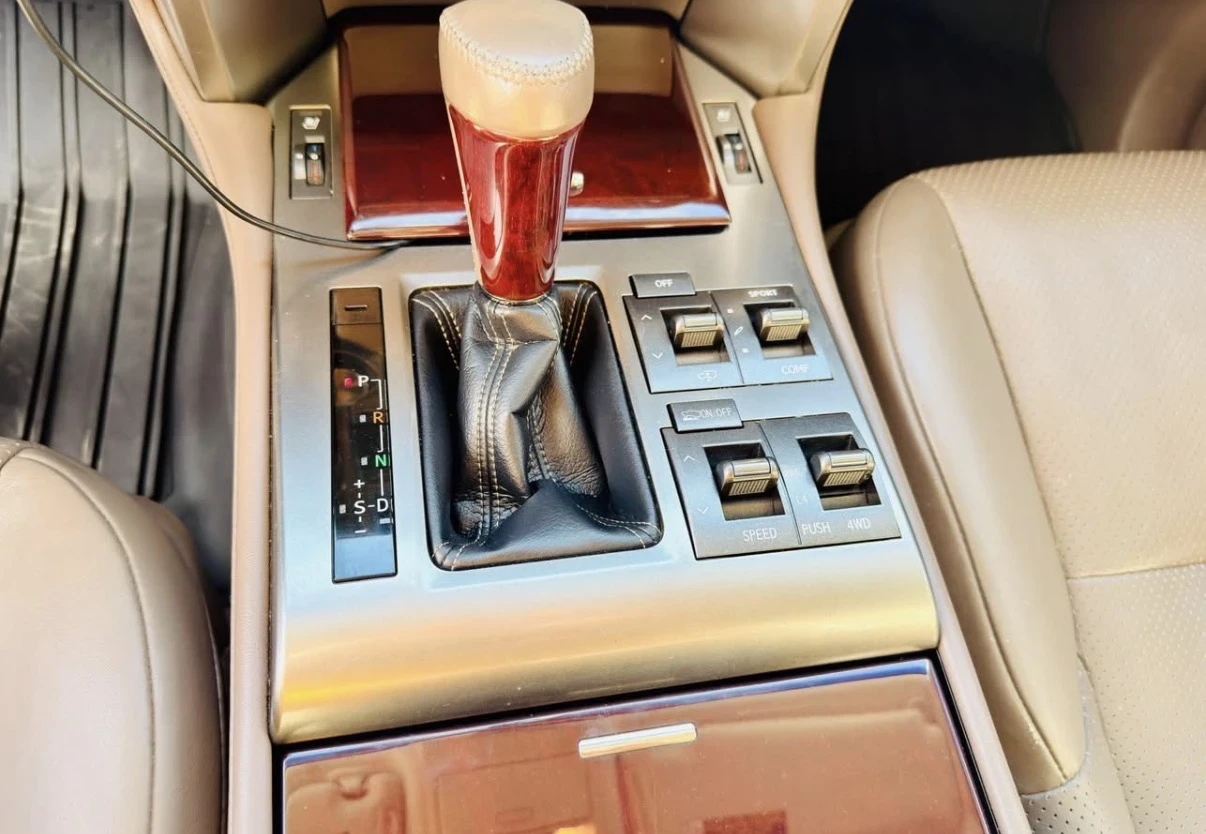 Lexus GX 460 ULTRA PREMIUM * MARK LEVINSON * 360 КАМЕРА * , снимка 13 - Автомобили и джипове - 54647167